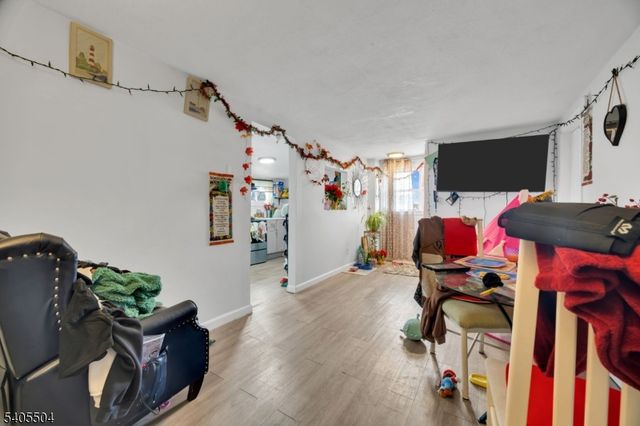 241 Orange St, Dunellen Boro, NJ 08812