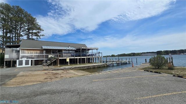118 Mill Point RD, Hudgins, VA 23076