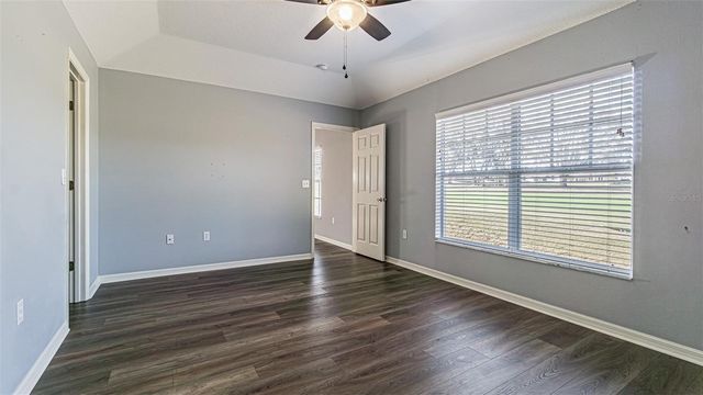 11048 MOSHIE LANE, San Antonio, FL 33576