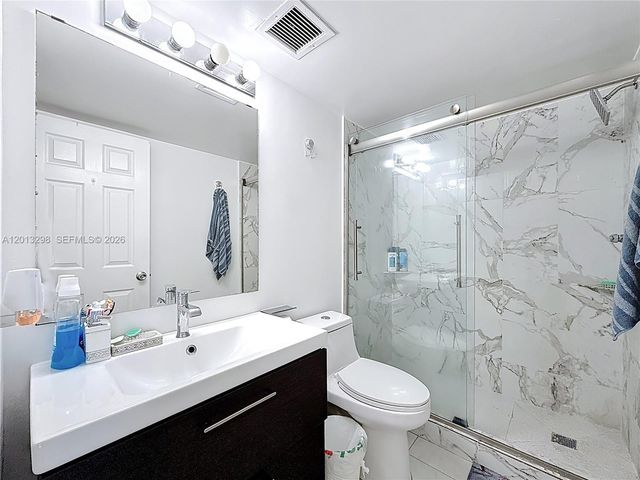 2751 Taft St 304, Hollywood, FL 33020