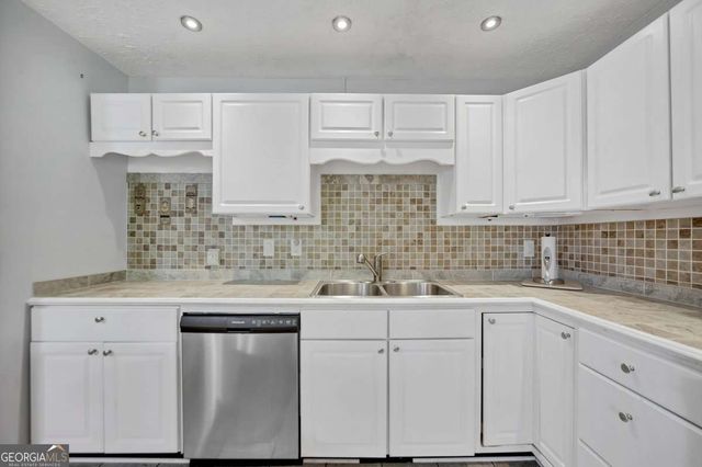 126 Silver Fox Drive, Dawsonville, GA 30534