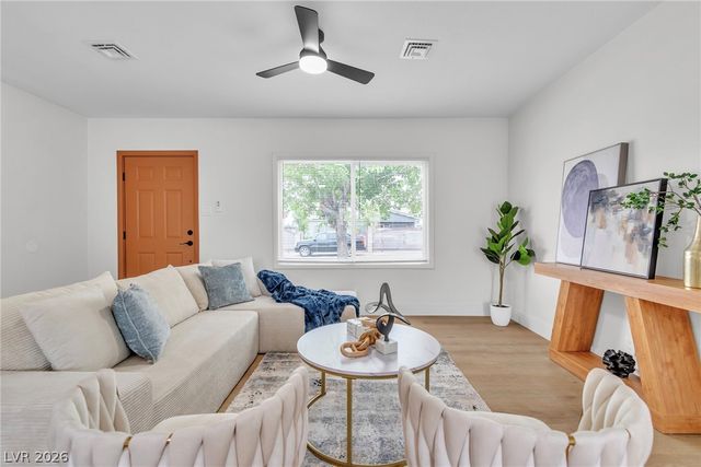 228 Earl Street, Las Vegas, NV 89101