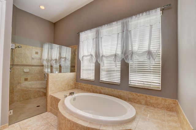 8197 NW 107th Lane, Parkland, FL 33076