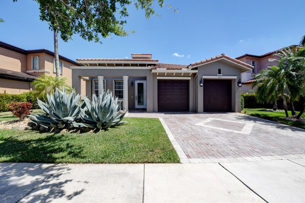 8197 NW 107th Lane, Parkland, FL 33076