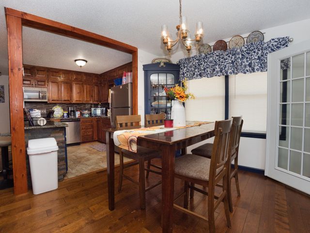 60854 E 254 Road, Grove, OK 74344