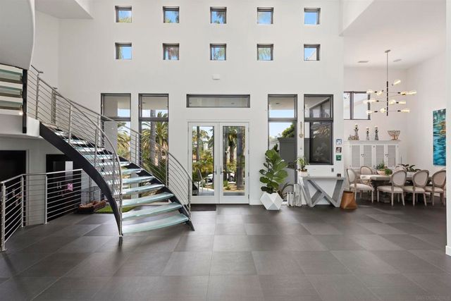 3325 Caminito Daniella, Del Mar, CA 92014