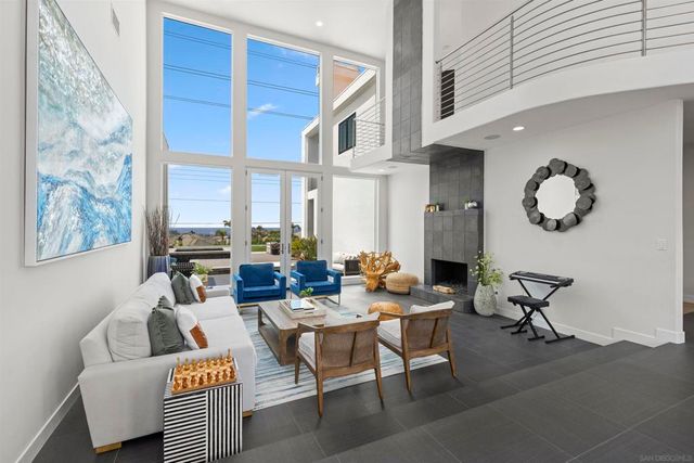 3325 Caminito Daniella, Del Mar, CA 92014