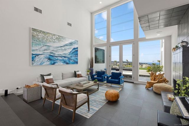 3325 Caminito Daniella, Del Mar, CA 92014
