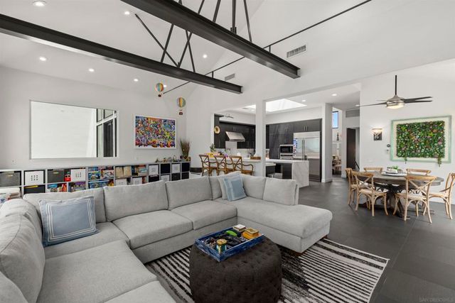 3325 Caminito Daniella, Del Mar, CA 92014