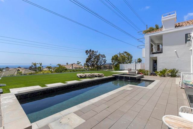 3325 Caminito Daniella, Del Mar, CA 92014