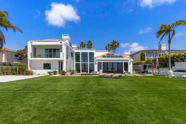 3325 Caminito Daniella, Del Mar, CA 92014