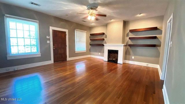 1039 Monroe Street, Jackson, MS 39202