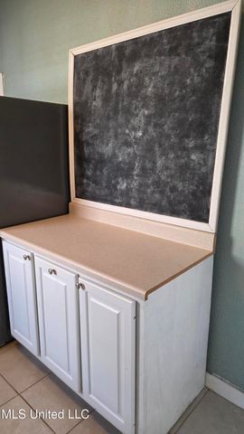 1039 Monroe Street, Jackson, MS 39202