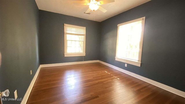 1039 Monroe Street, Jackson, MS 39202