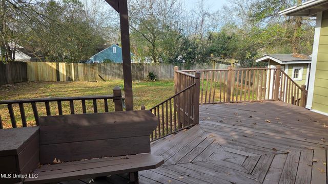 1039 Monroe Street, Jackson, MS 39202