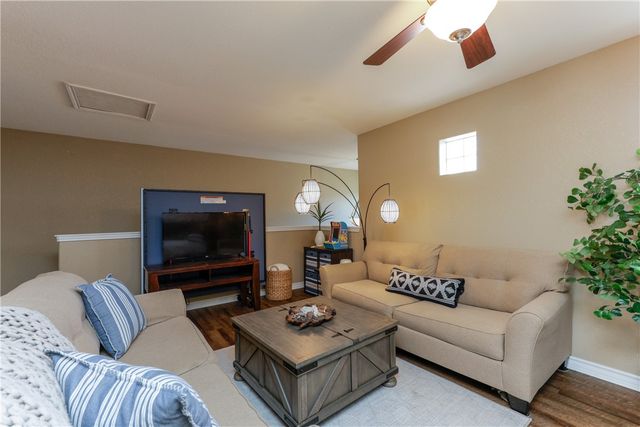 15118 Leeward Dr 203, Corpus Christi, TX 78418