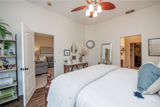 15118 Leeward Dr 203, Corpus Christi, TX 78418