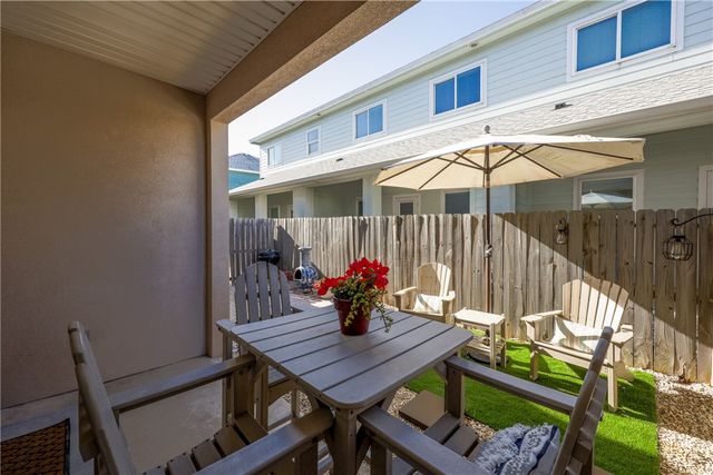 15118 Leeward Dr 203, Corpus Christi, TX 78418