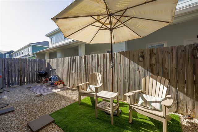 15118 Leeward Dr 203, Corpus Christi, TX 78418