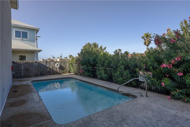 15118 Leeward Dr 203, Corpus Christi, TX 78418