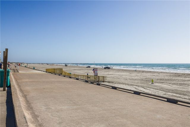 15118 Leeward Dr 203, Corpus Christi, TX 78418