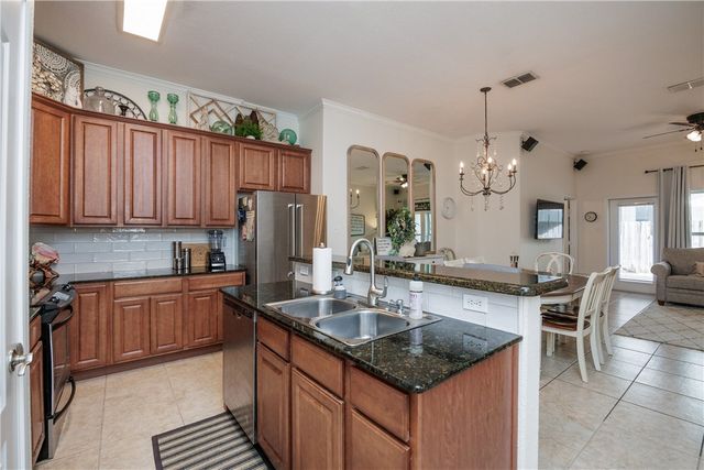 15118 Leeward Dr 203, Corpus Christi, TX 78418