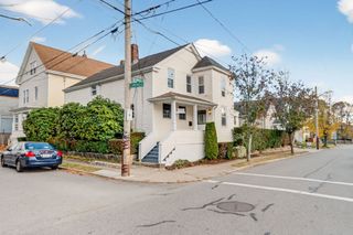 20 Shawmut Ave, New Bedford, MA 02740