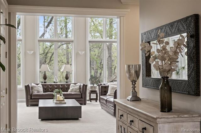 398 Shrewsbury Drive, Clarkston, MI 48348