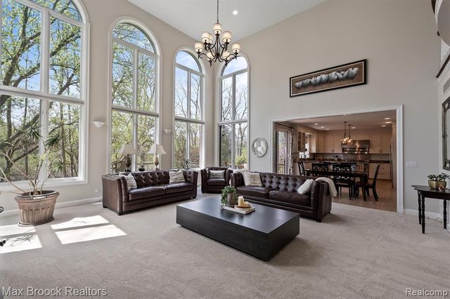 398 Shrewsbury Drive, Clarkston, MI 48348
