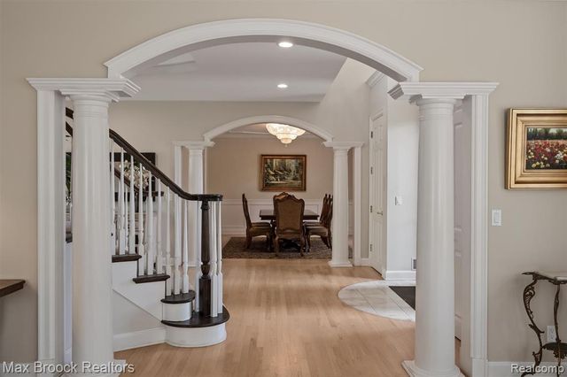 398 Shrewsbury Drive, Clarkston, MI 48348