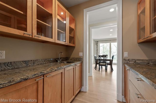 398 Shrewsbury Drive, Clarkston, MI 48348