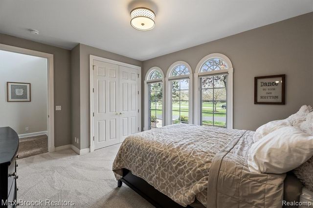 398 Shrewsbury Drive, Clarkston, MI 48348