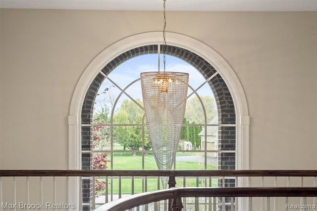 398 Shrewsbury Drive, Clarkston, MI 48348