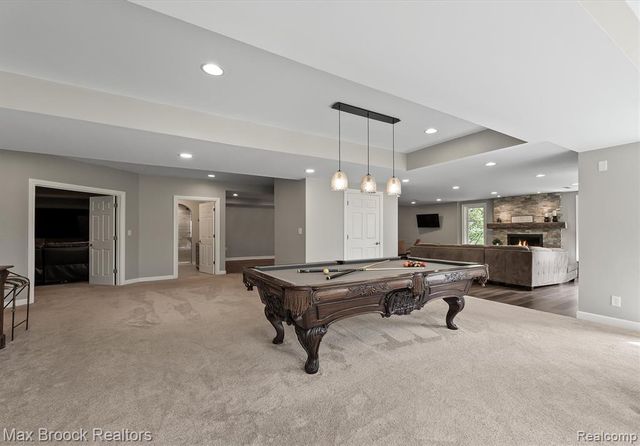 398 Shrewsbury Drive, Clarkston, MI 48348