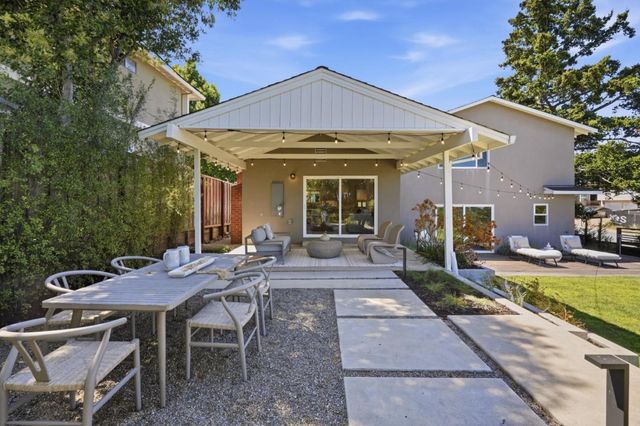 3801 Vineyard Drive, Redwood City, CA 94061