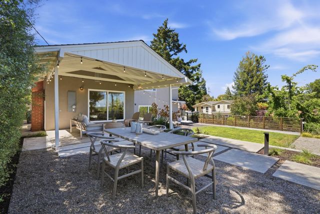 3801 Vineyard Drive, Redwood City, CA 94061