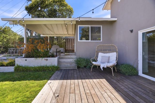 3801 Vineyard Drive, Redwood City, CA 94061