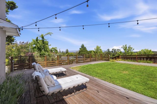 3801 Vineyard Drive, Redwood City, CA 94061