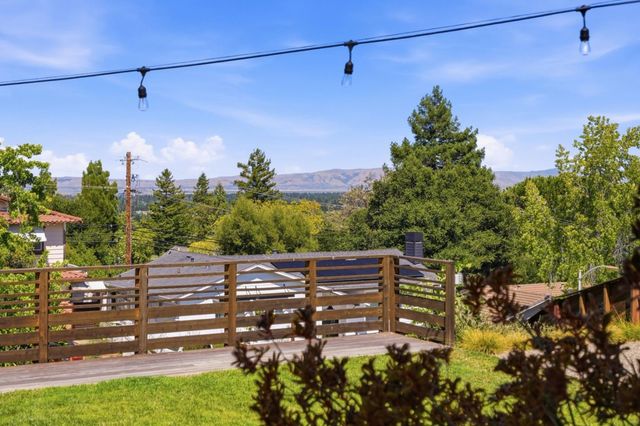 3801 Vineyard Drive, Redwood City, CA 94061