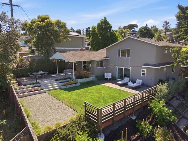 3801 Vineyard Drive, Redwood City, CA 94061