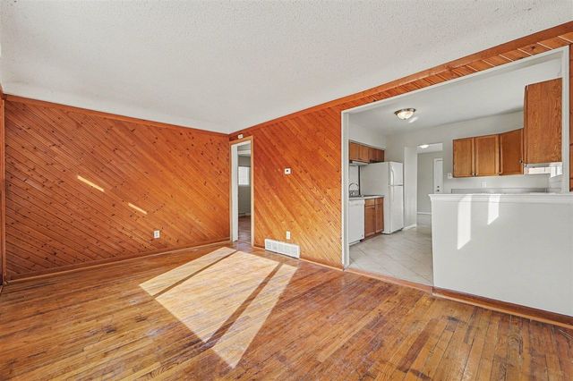 19968 Poinciana, Redford, MI 48240