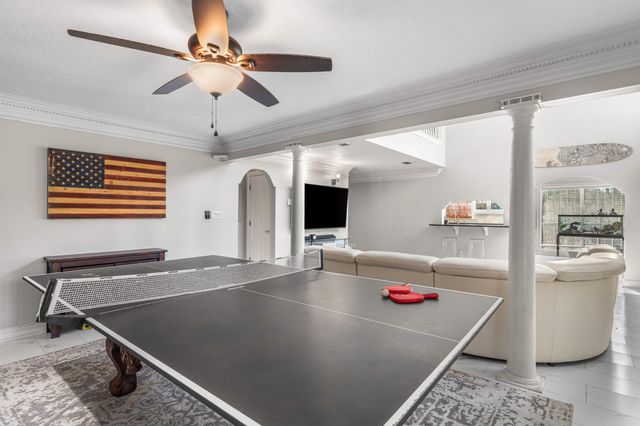 521 Parish Boulevard, Mary Esther, FL 32569