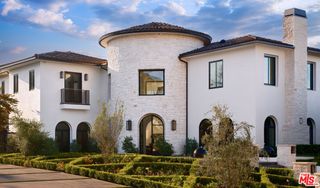 25242 Prado Del Grandioso, Calabasas, CA 91302
