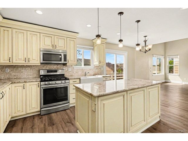 19714 E Harvard Dr, Aurora, CO 80013