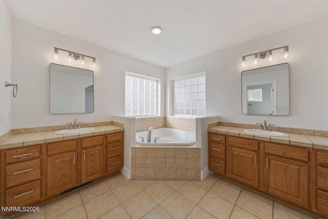560 Wedge Lane, Fernley, NV 89408