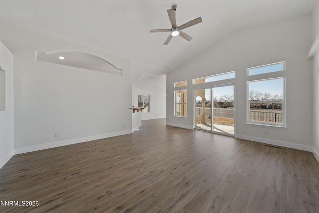 560 Wedge Lane, Fernley, NV 89408