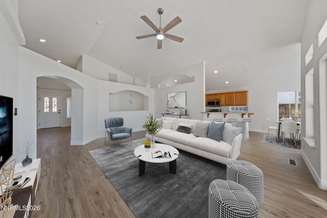 560 Wedge Lane, Fernley, NV 89408