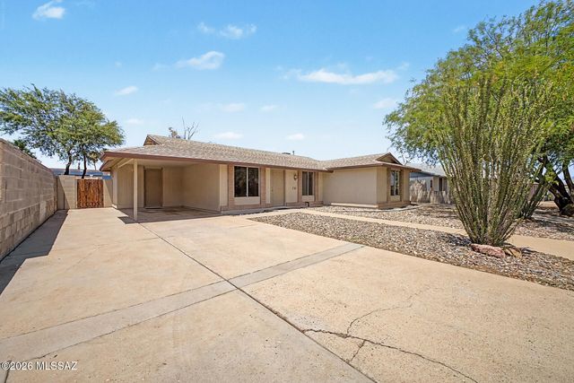 2520 W Vereda Felicidad, Tucson, AZ 85746
