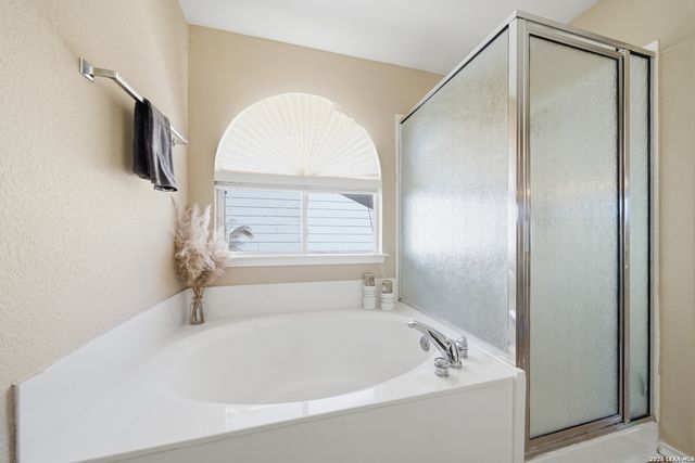 6214 Ozona Ml, San Antonio, TX 78253