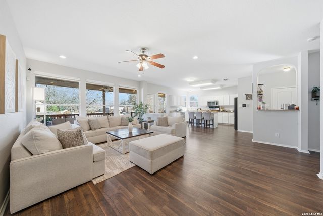 6214 Ozona Ml, San Antonio, TX 78253